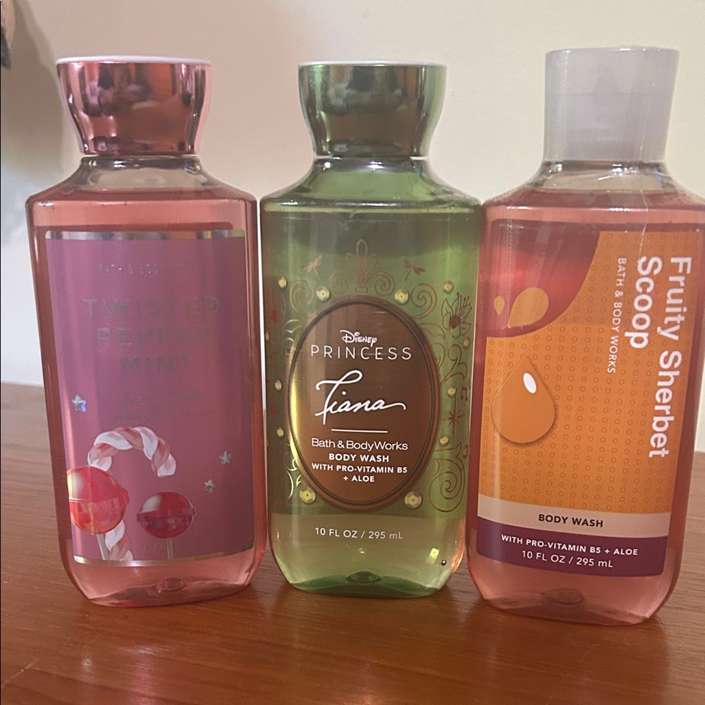 Bundle of 3 new bath and body works body wash